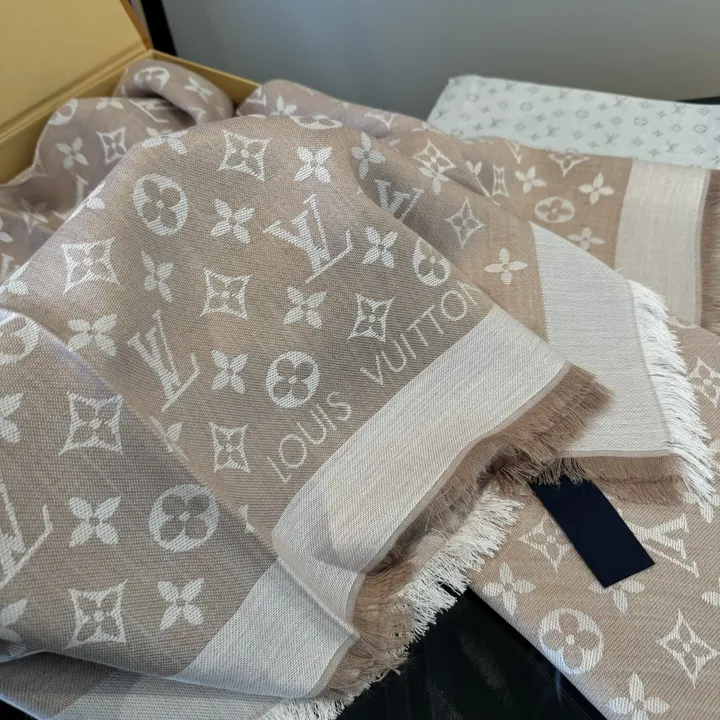 スーパーコピー ルイヴィトン マフラー