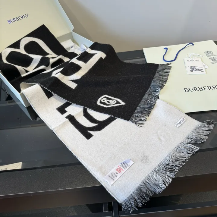 スーパーコピー バーバリー ス マフラー