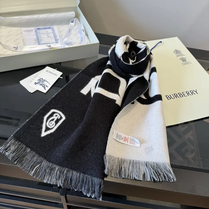 スーパーコピー バーバリー ス マフラー