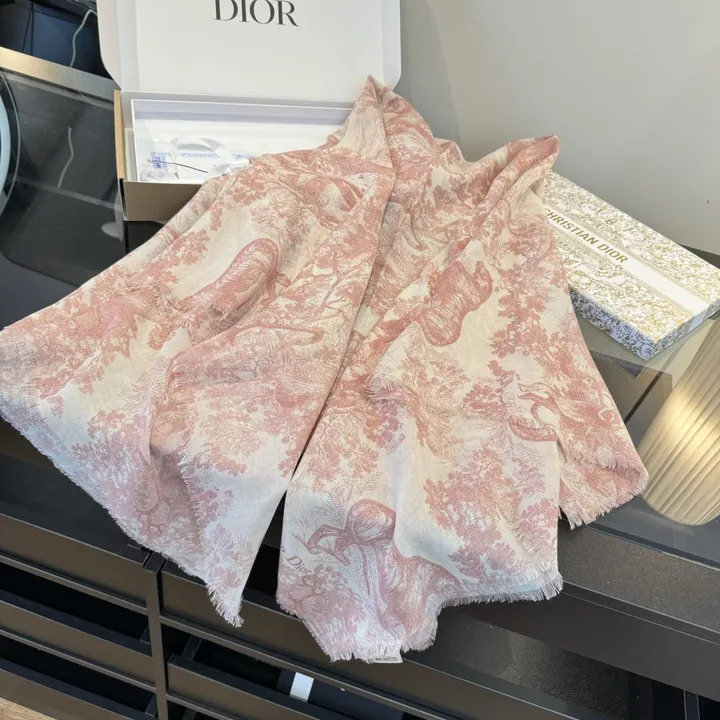 スーパーコピー ディオール マフラー