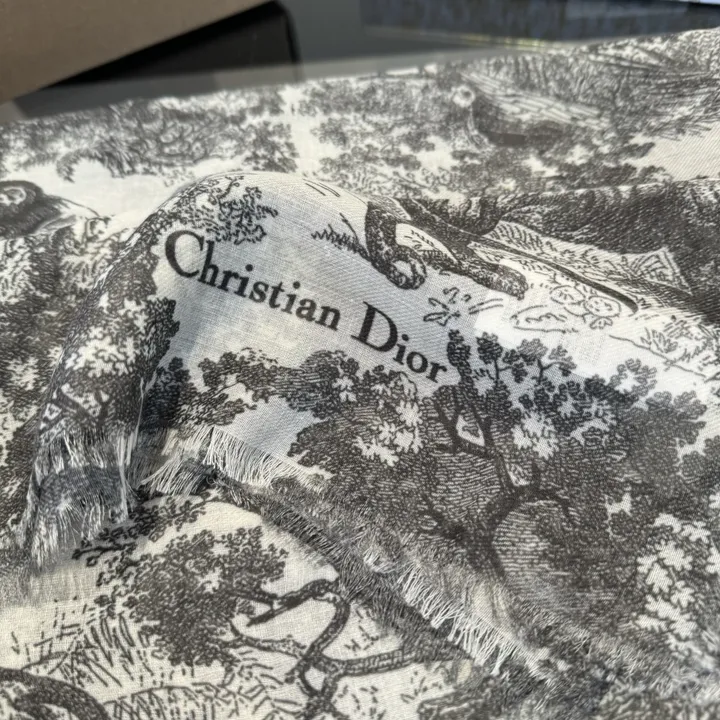 スーパーコピー ディオール マフラー