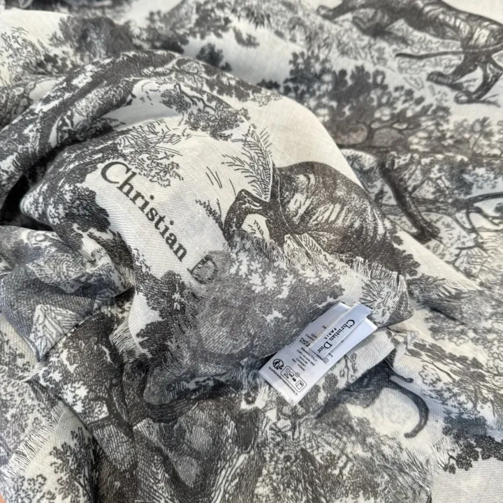 スーパーコピー ディオール マフラー