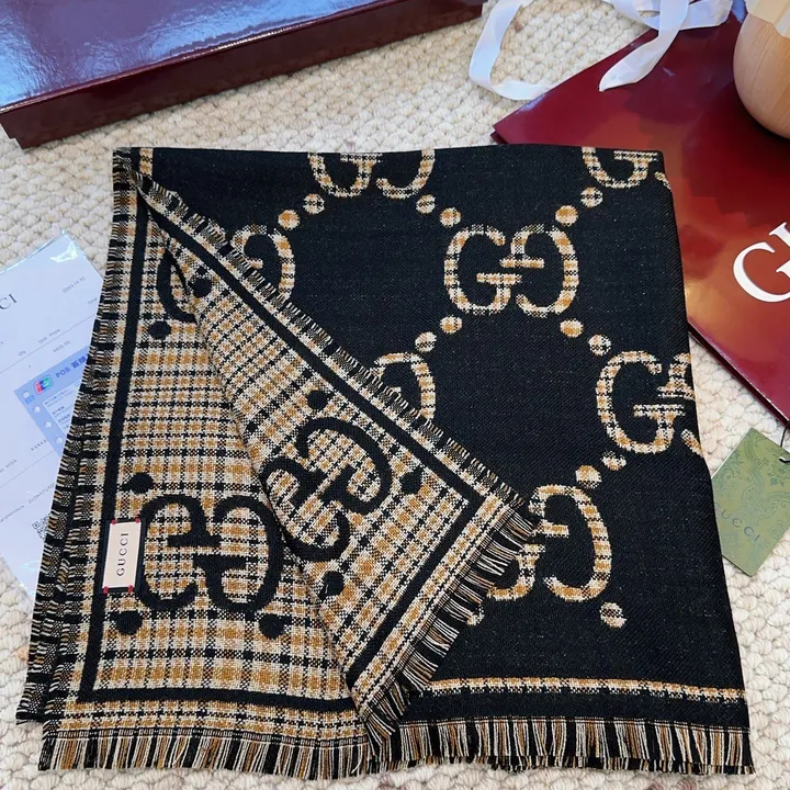 スーパーコピー グッチ マフラー