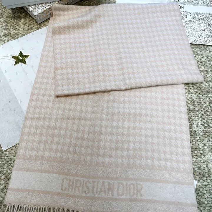 スーパーコピー ディオール マフラー