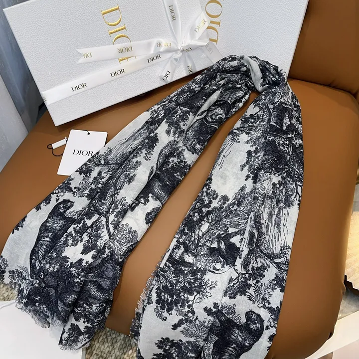 スーパーコピー ディオール マフラー