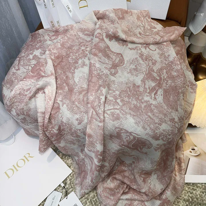 スーパーコピー ディオール マフラー