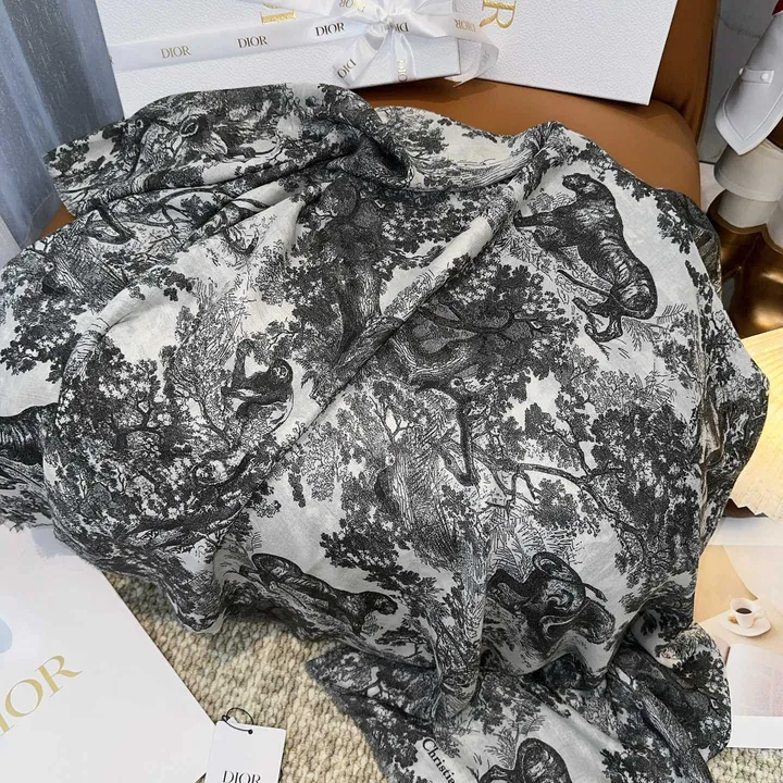 スーパーコピー ディオール マフラー