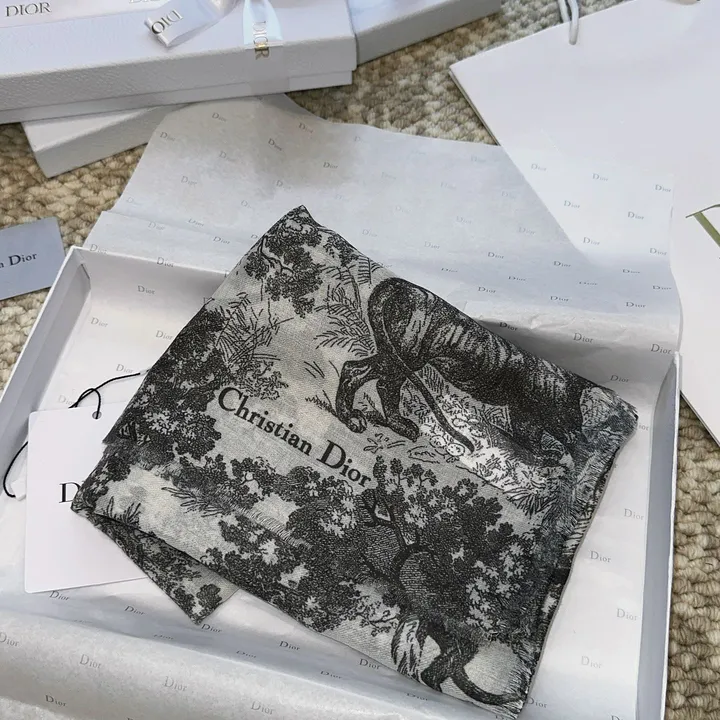 スーパーコピー ディオール マフラー