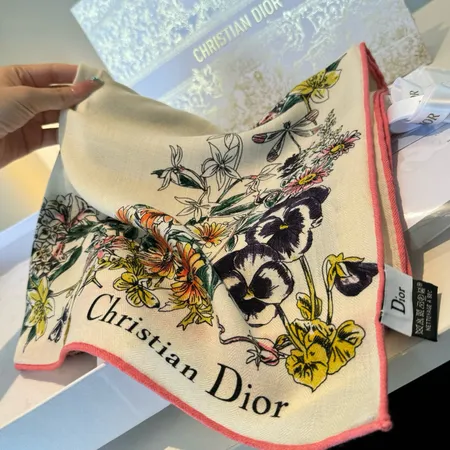 スーパーコピー ディオール マフラー