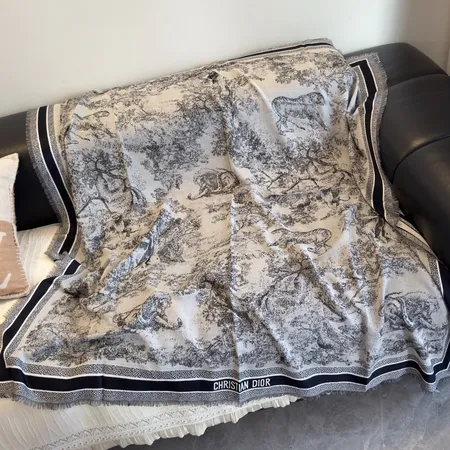 スーパーコピー ディオール マフラー