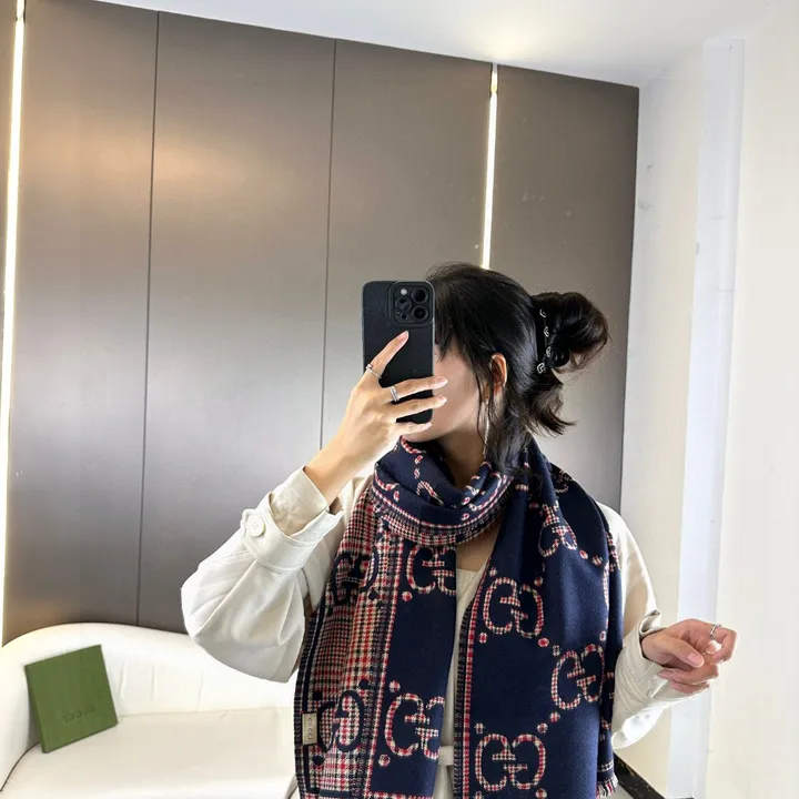 スーパーコピー グッチ マフラー