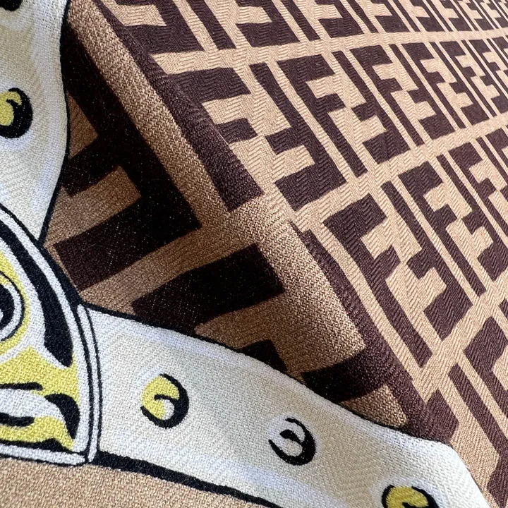 スーパーコピー フェンディ マフラー