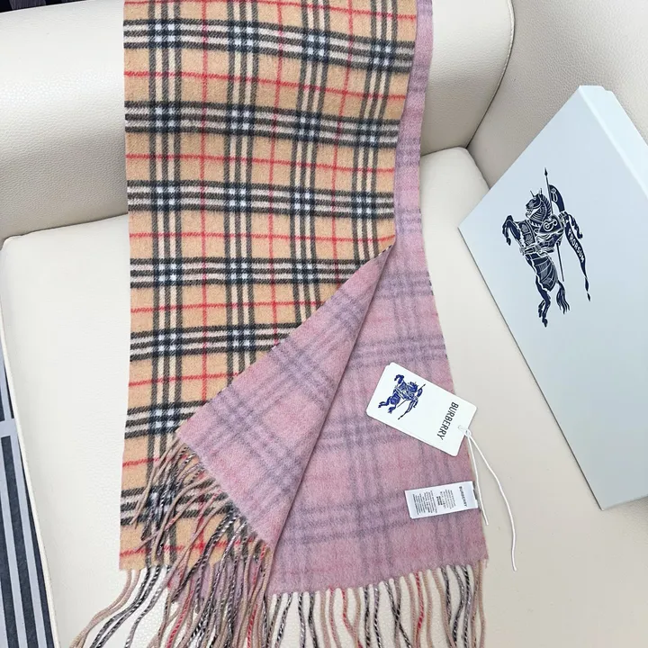 スーパーコピー バーバリー ス マフラー