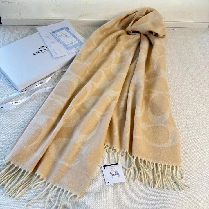 スーパーコピー コーチ マフラー