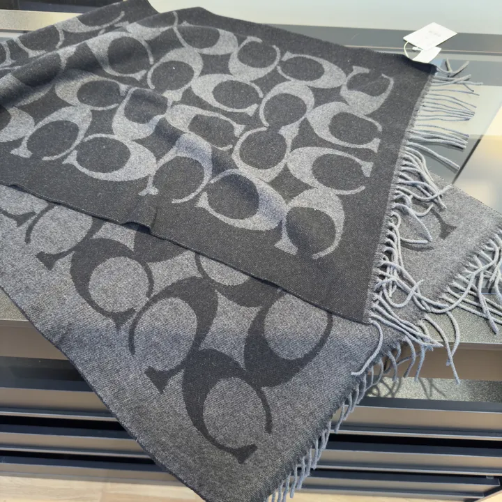 スーパーコピー コーチ マフラー