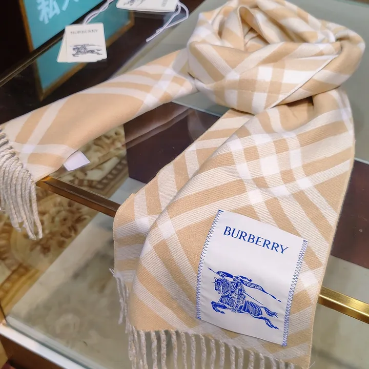 スーパーコピー バーバリー ス マフラー