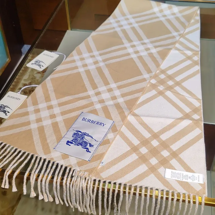 スーパーコピー バーバリー ス マフラー