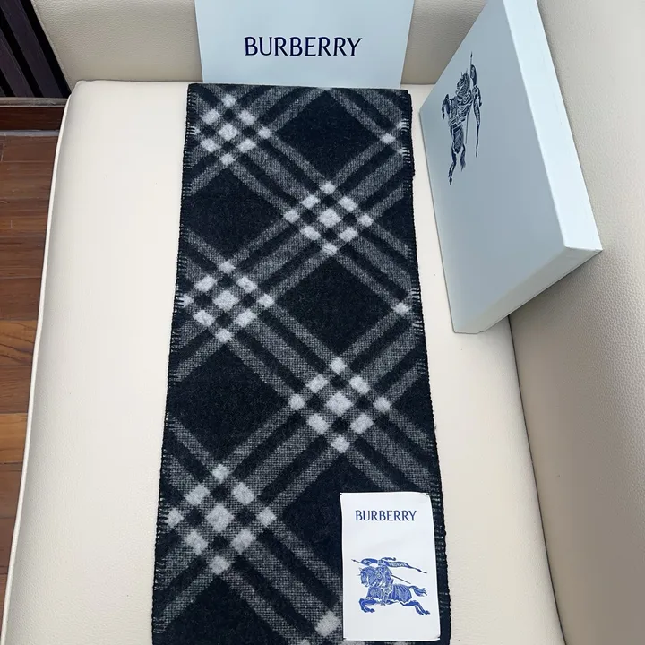 スーパーコピー バーバリー ス マフラー