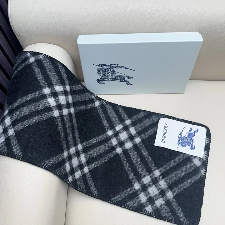 スーパーコピー バーバリー ス マフラー