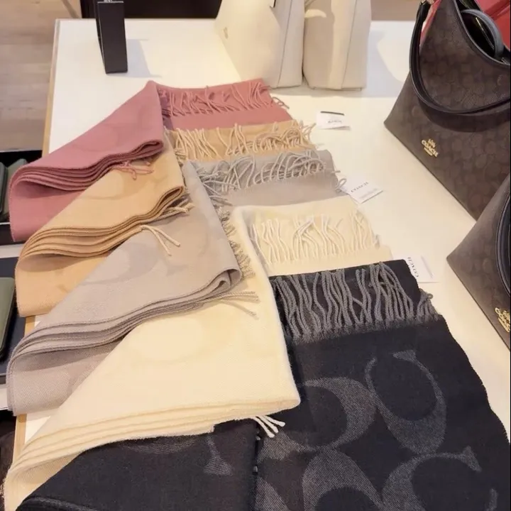 スーパーコピー コーチ マフラー