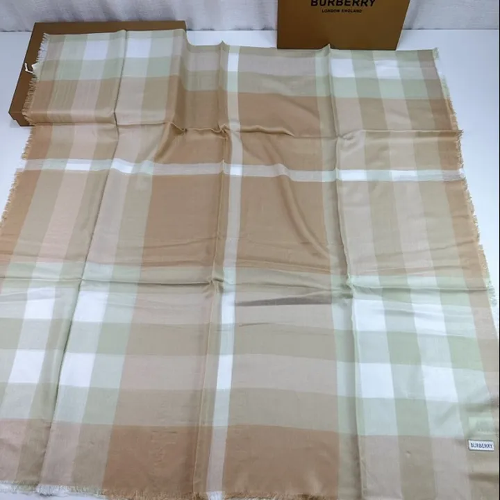 スーパーコピー バーバリー ス マフラー