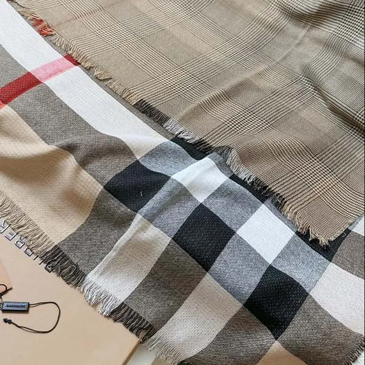 スーパーコピー バーバリー ス マフラー