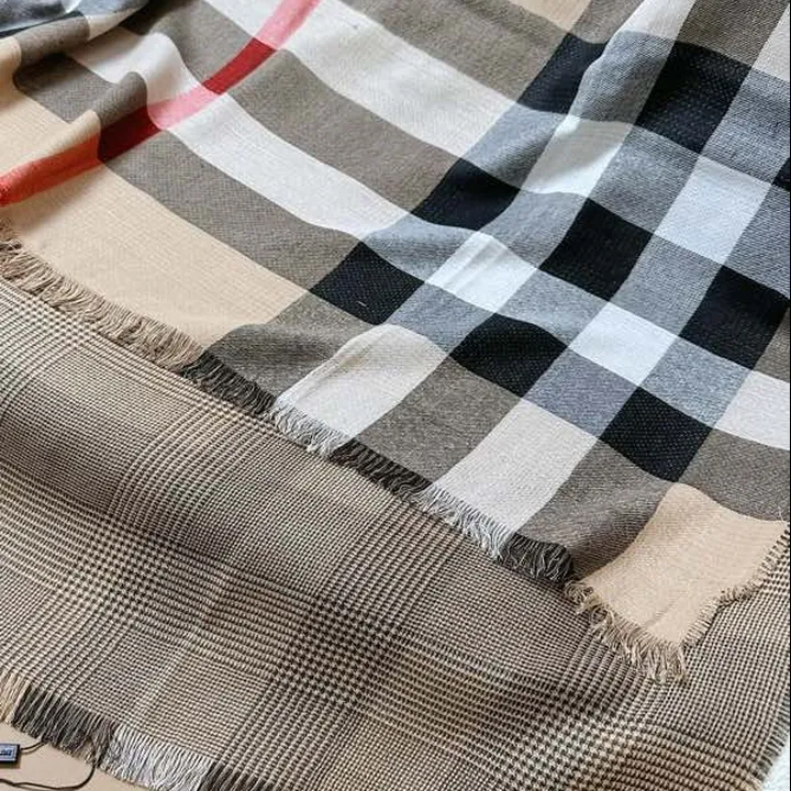 スーパーコピー バーバリー ス マフラー