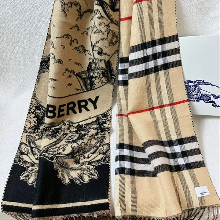 スーパーコピー バーバリー ス マフラー