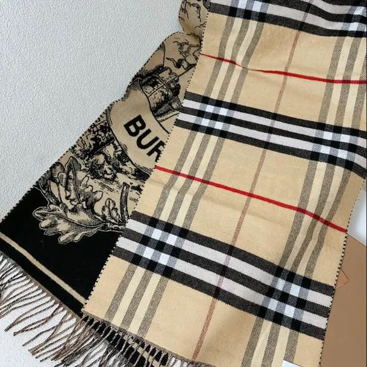 スーパーコピー バーバリー ス マフラー