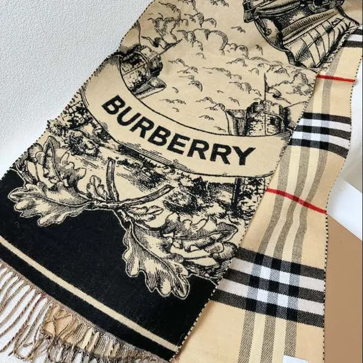 スーパーコピー バーバリー ス マフラー