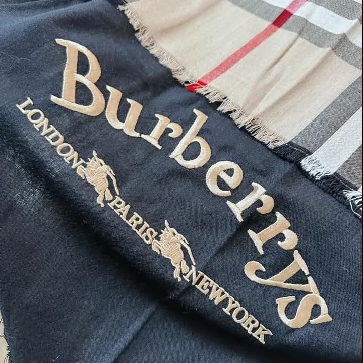 スーパーコピー バーバリー ス マフラー