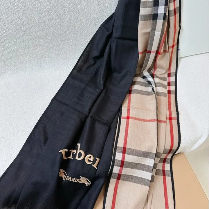 スーパーコピー バーバリー ス マフラー