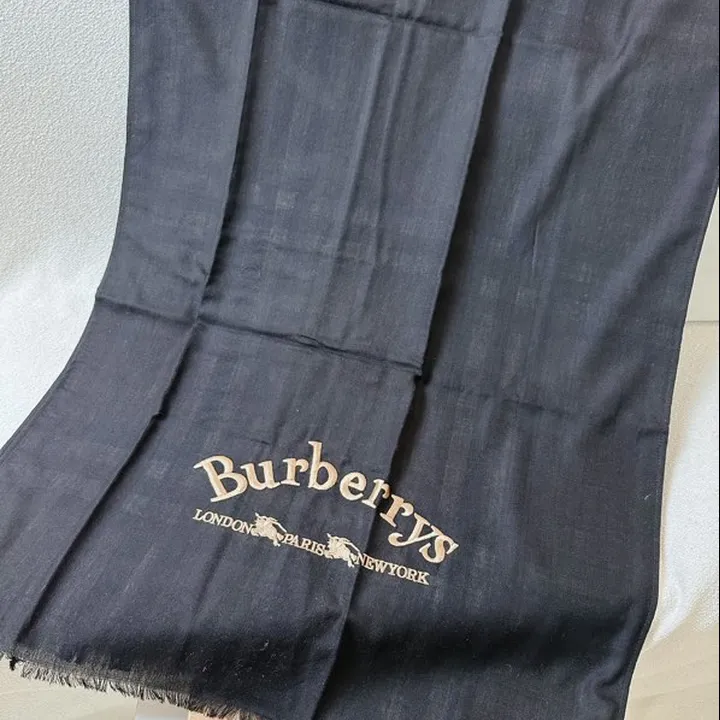 スーパーコピー バーバリー ス マフラー