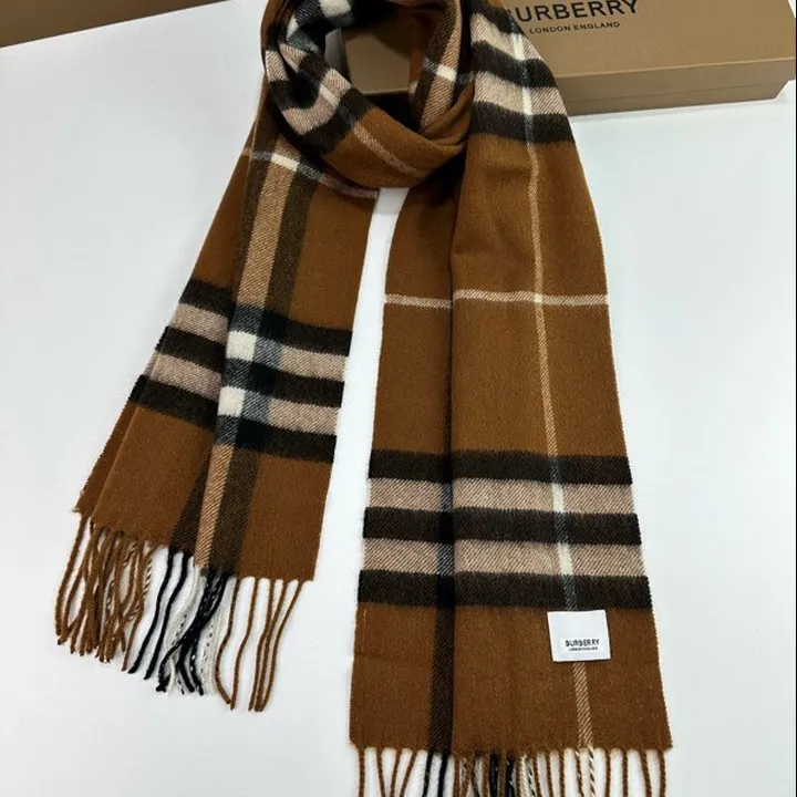 スーパーコピー バーバリー ス マフラー