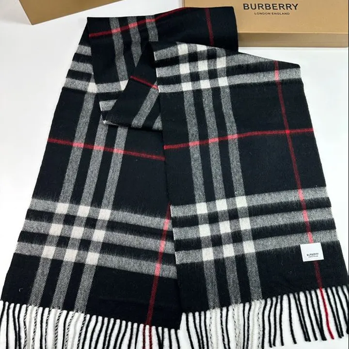 スーパーコピー バーバリー ス マフラー