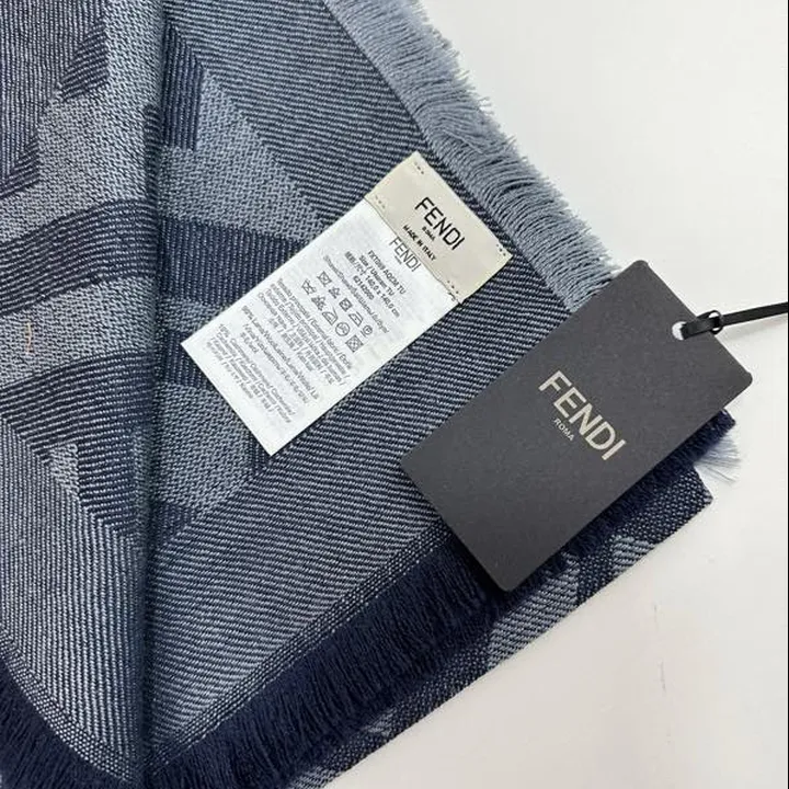 スーパーコピー フェンディ マフラー