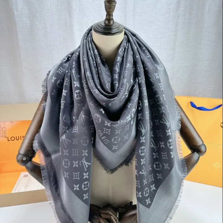 スーパーコピー ルイヴィトン マフラー