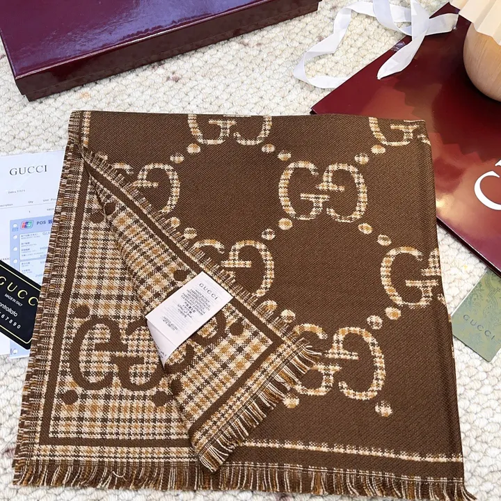 スーパーコピー グッチ マフラー