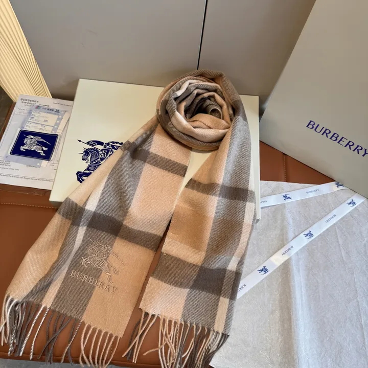 スーパーコピー バーバリー ス マフラー