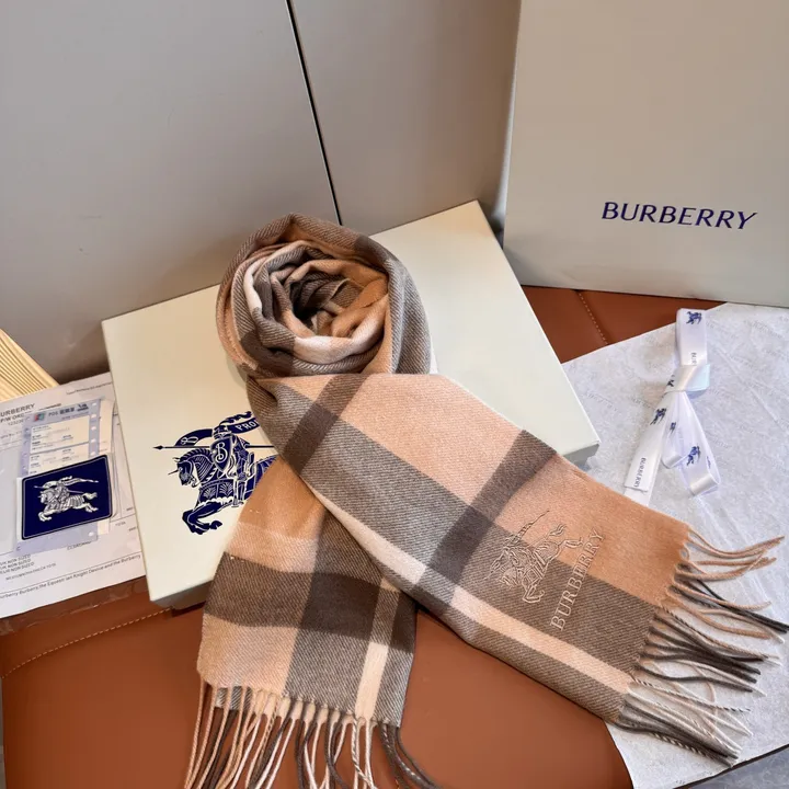 スーパーコピー バーバリー ス マフラー