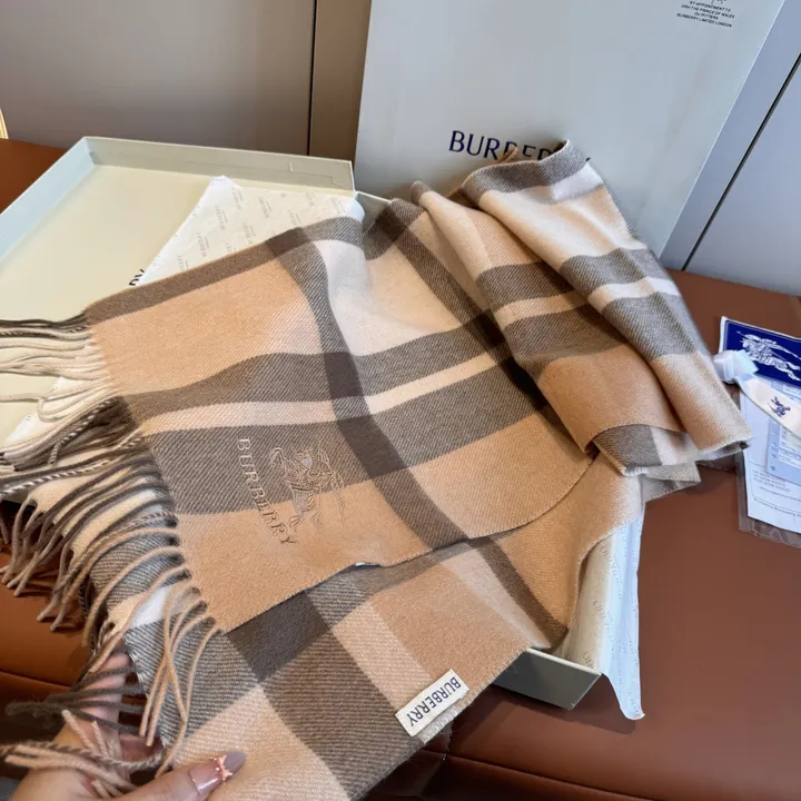 スーパーコピー バーバリー ス マフラー