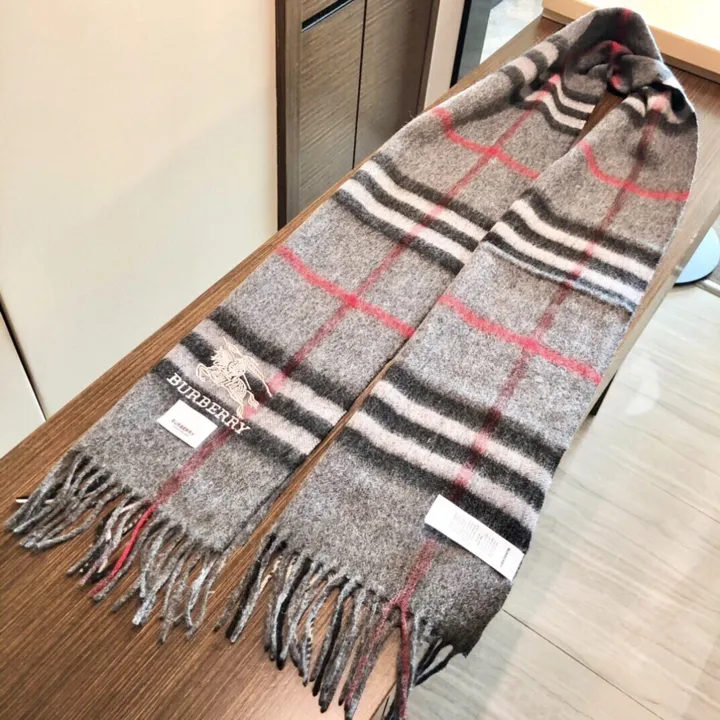 スーパーコピー バーバリー ス マフラー