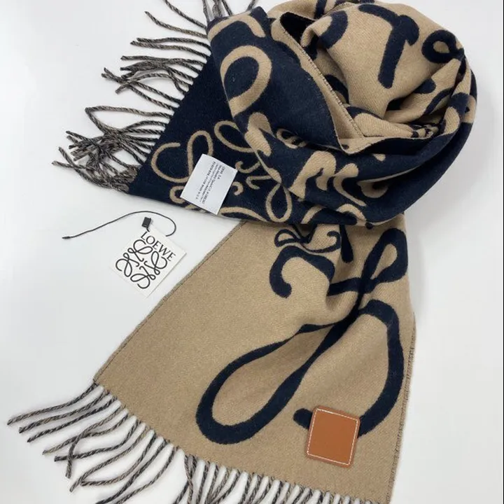 スーパーコピー ロエベ マフラー