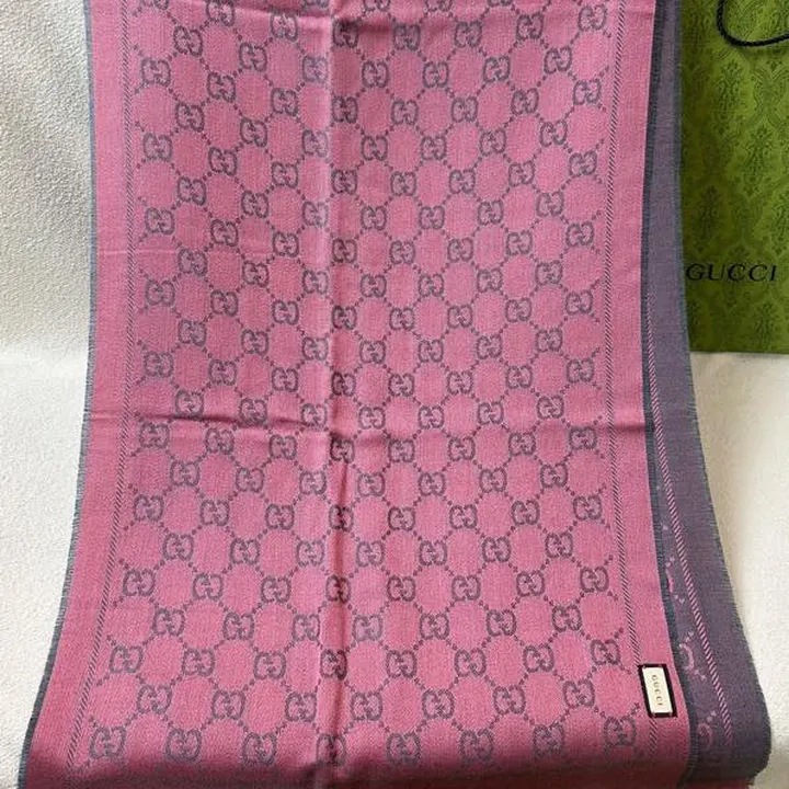 スーパーコピー グッチ マフラー