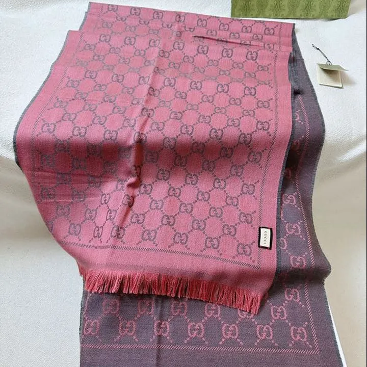 スーパーコピー グッチ マフラー