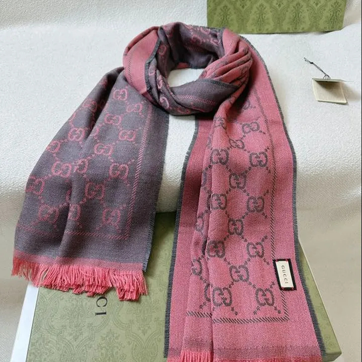 スーパーコピー グッチ マフラー