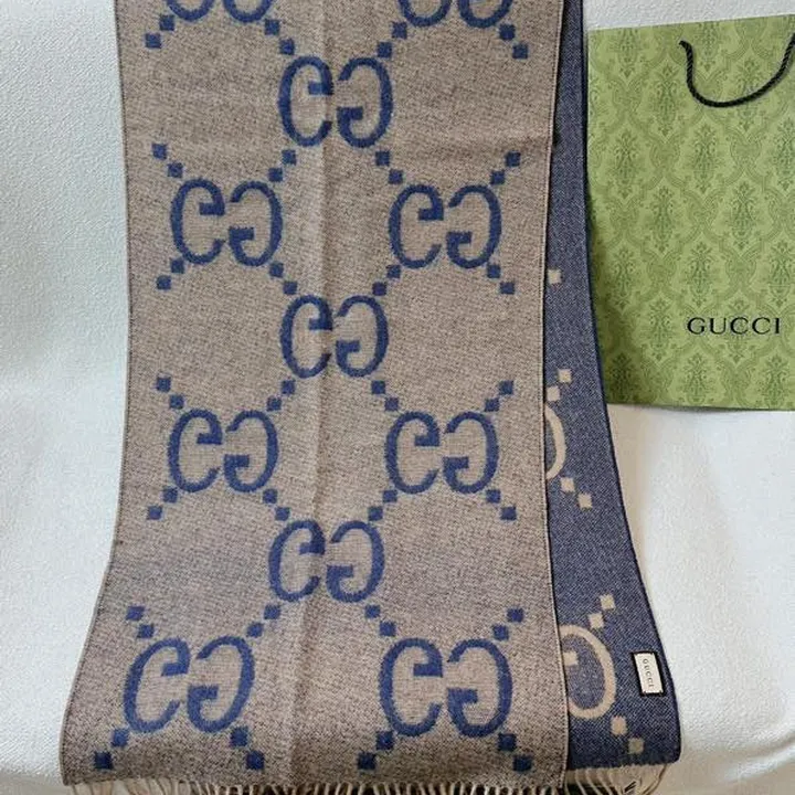 スーパーコピー グッチ マフラー