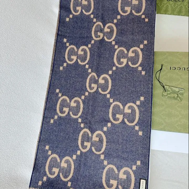 スーパーコピー グッチ マフラー