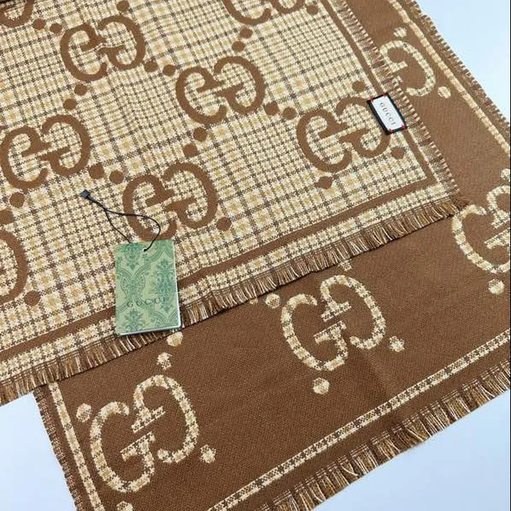 スーパーコピー グッチ マフラー