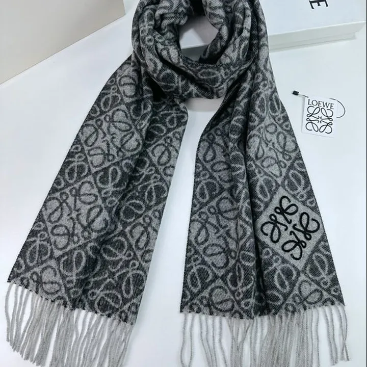 スーパーコピー ロエベ マフラー